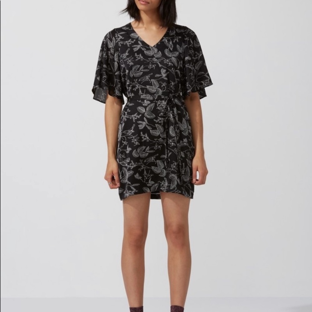 Frank and Oak M bird print dress flutter sleeve